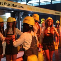 Multimedia Event Performance: Forklift Ballet & Graffiti Action. Directed and produced by Barbara Duchow for Jungheinrich Deutschland Product Staging & After-Show Party, Hannover, Germany, 2014. © dasintegral